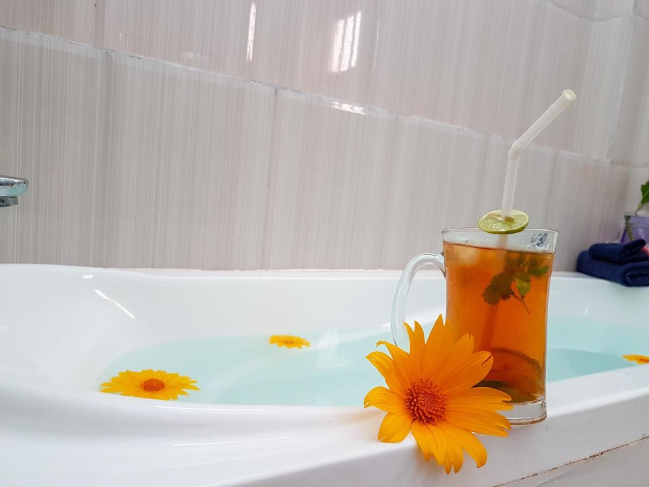 White Villa Beach Resort Мириса Екстериор снимка